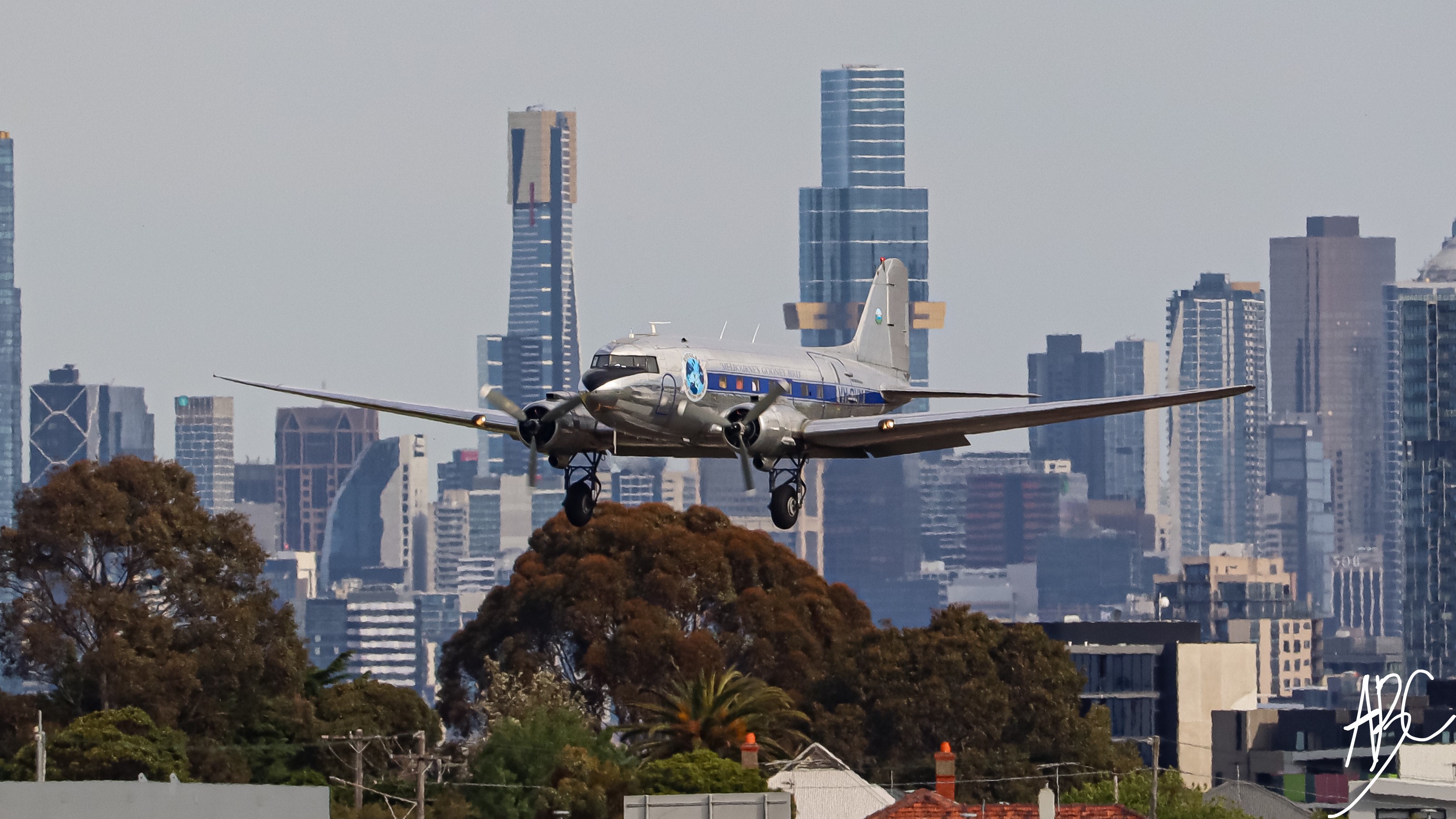 City Joy Flight Aboard Melbourne's Gooney Bird DC-3